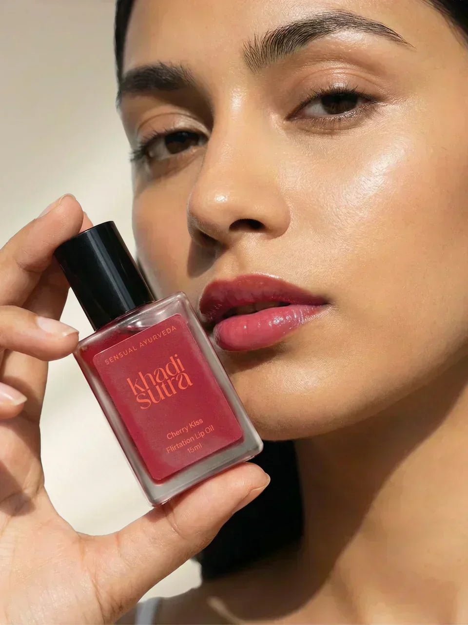 SUTRA Lip Oil | khadi Ayurveda Selfcare Worlds
