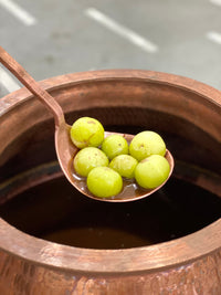 Bollitore di Amla - Preparazione di un Elisir Amla di khadi